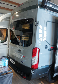 Trekhaak Bus camper Ford Transit 250 vanaf 2019 afneembare trekhaak inclusief kabelset